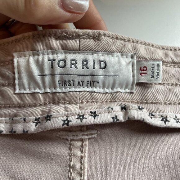 Torrid Military Crop Pant Women's 18 Taupe Pale Pink Twill Ankle Cargo Stretch - Picture 5 of 10